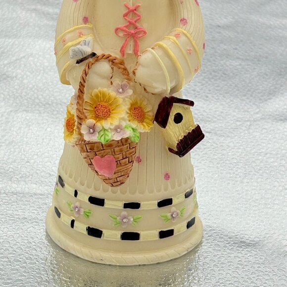 Vintage Bunny‎ Figurines Dresses Baskets Flowers Hats set of 2 Easter Gardening - Picture 12 of 14